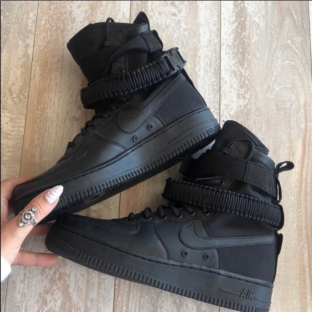NWT Nike SF Air Force 1 Triple Black - Picture 5 of 8